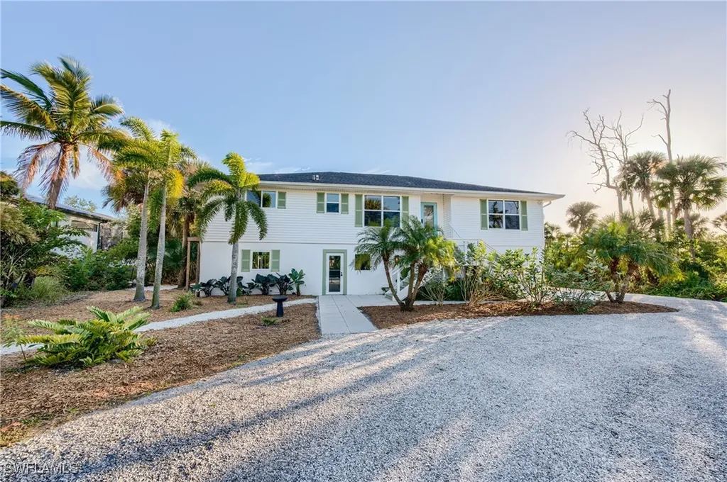 13441 Almond Drive Fort Myers FL 33908