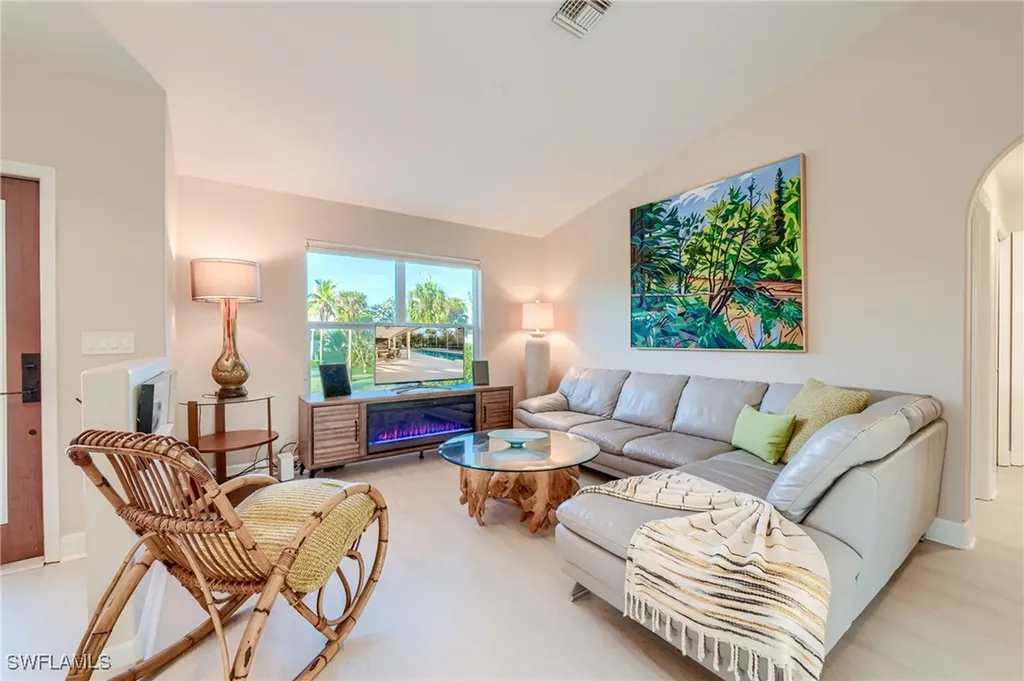 13441 Almond Drive Fort Myers FL 33908