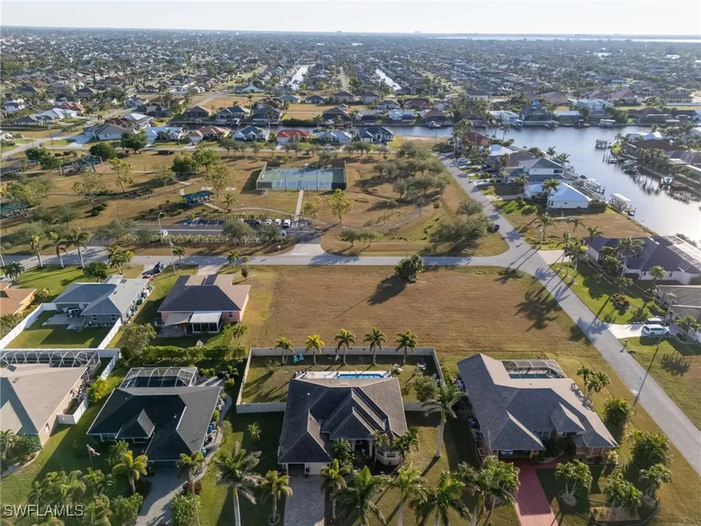 5304 SW 17th Place Cape Coral FL 33914