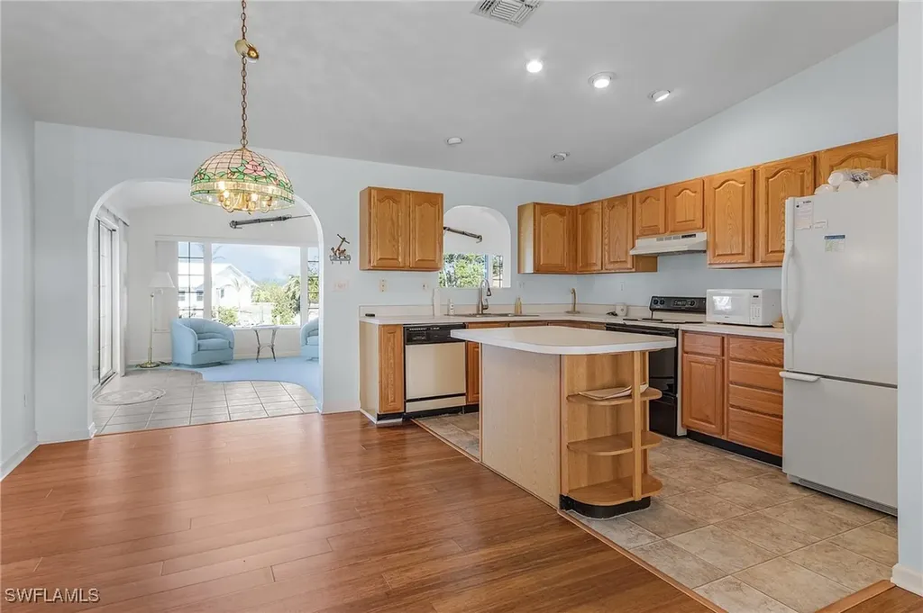 3121 Skipper Lane St. James City FL 33956