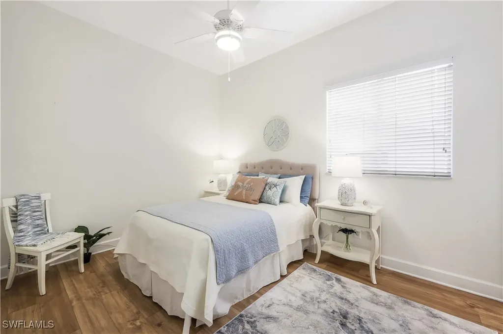 11020 Vanderbilt Drive Naples FL 34108