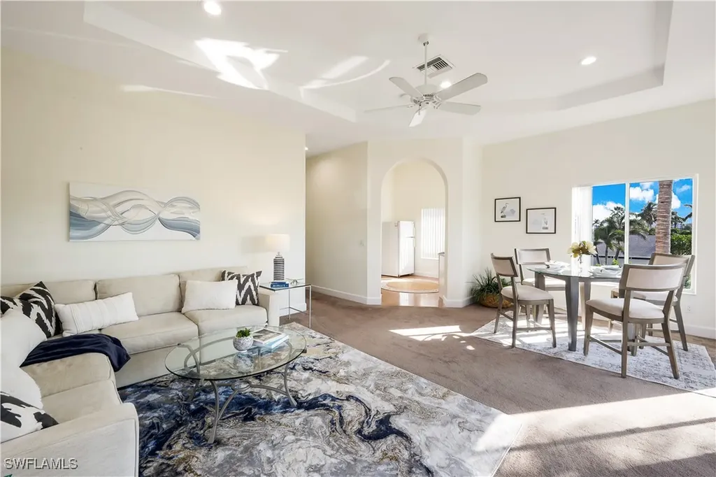 11020 Vanderbilt Drive Naples FL 34108