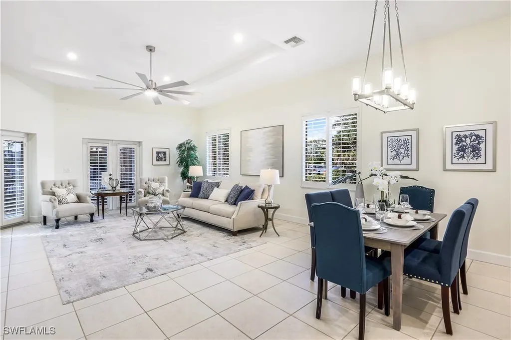11020 Vanderbilt Drive Naples FL 34108