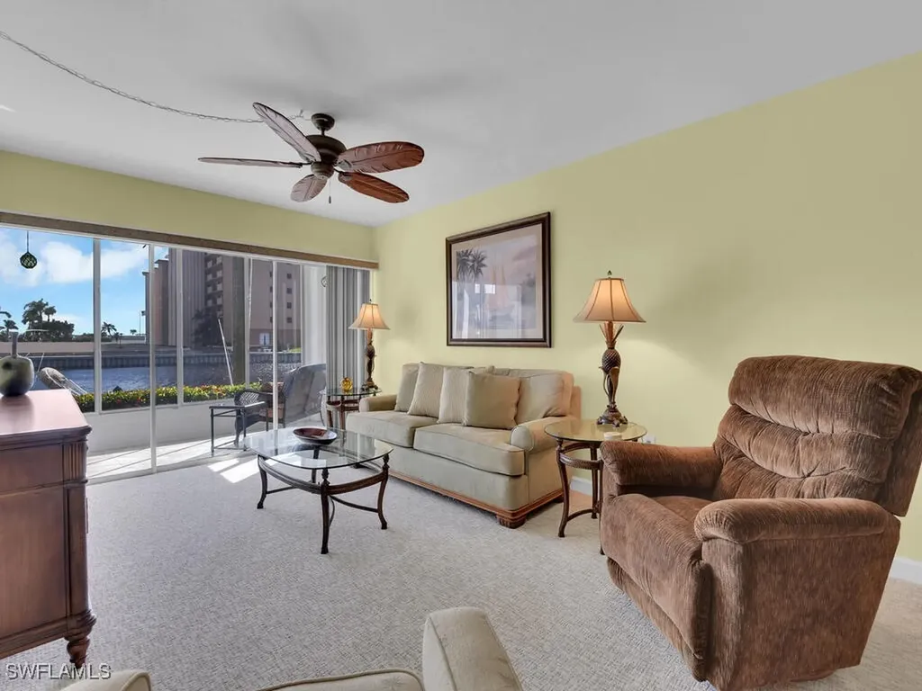 1926 SE 43rd Street Cape Coral FL 33904