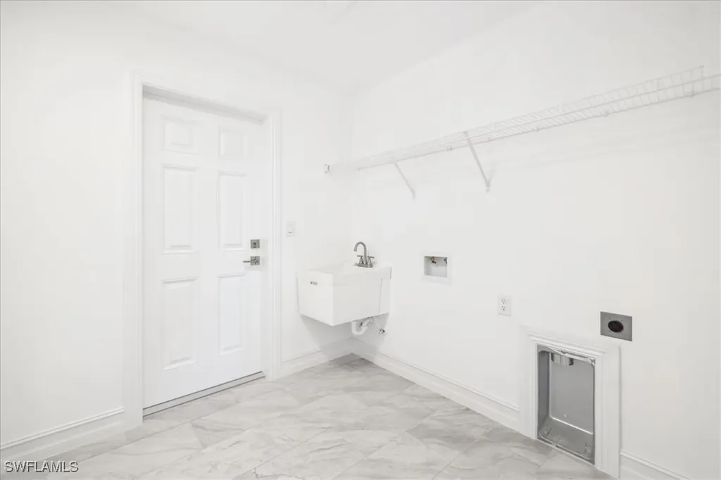 3751 Kilarney Street Fort Myers FL 33905