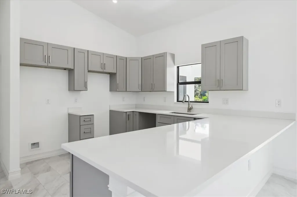 3751 Kilarney Street Fort Myers FL 33905