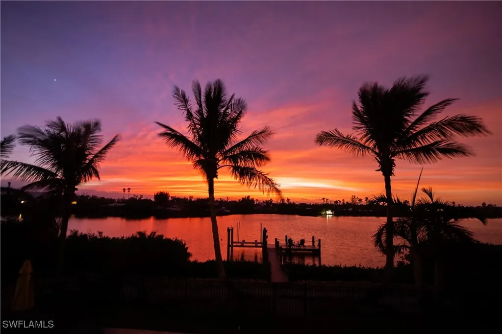 Sanibel FL, 6195 Henderson Road