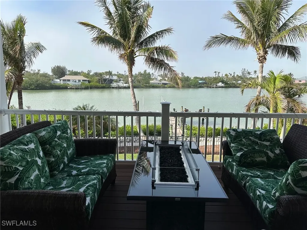 6195 Henderson Road Sanibel FL 33957