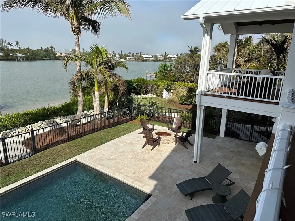 6195 Henderson Road Sanibel FL 33957