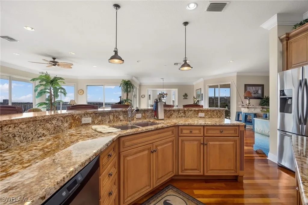 4235 SE 20th Place Cape Coral FL 33904