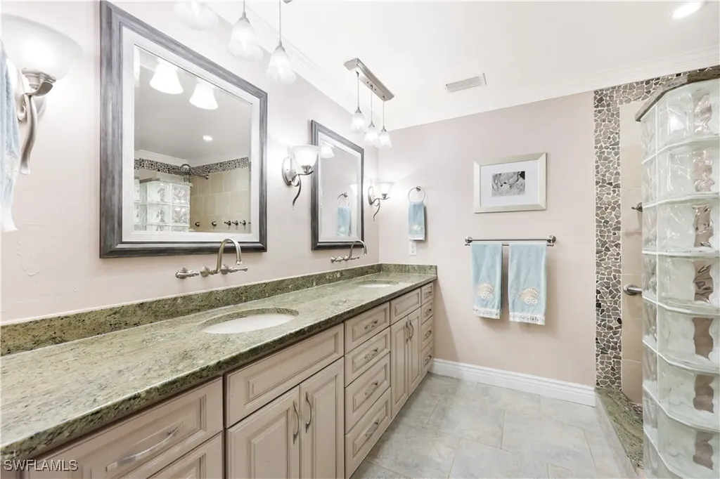 9810 Leeward Court Fort Myers FL 33919