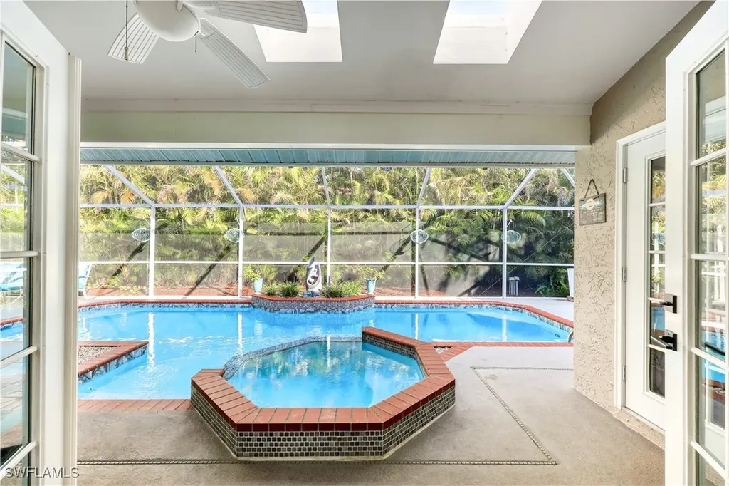 9810 Leeward Court Fort Myers FL 33919