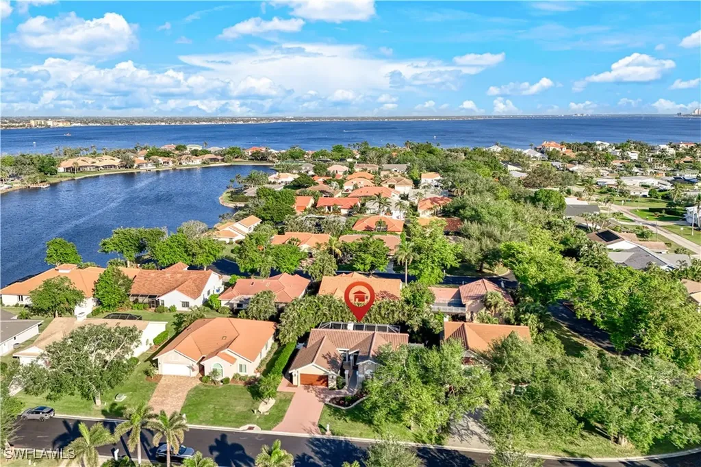 9810 Leeward Court Fort Myers FL 33919