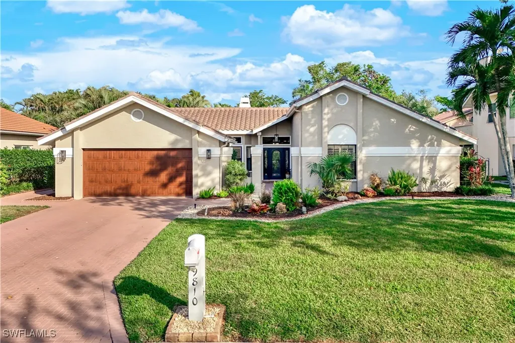 9810 Leeward Court Fort Myers FL 33919