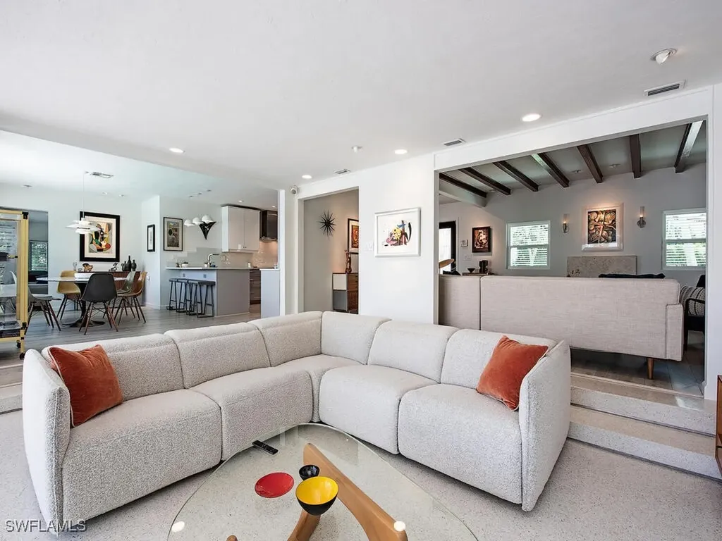 2143 Marina Drive Naples FL 34102