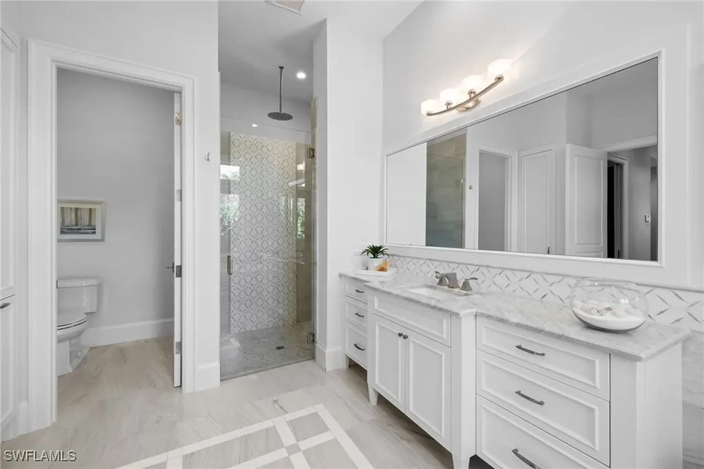 2550 Windward Way Naples FL 34103