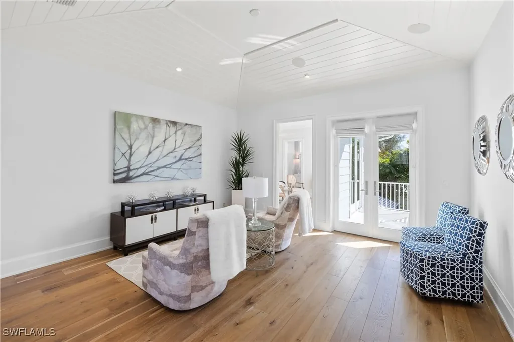2550 Windward Way Naples FL 34103