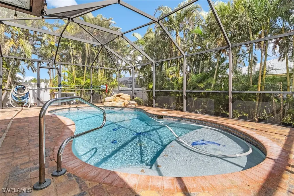 4205 NE 23rd Place Cape Coral FL 33909