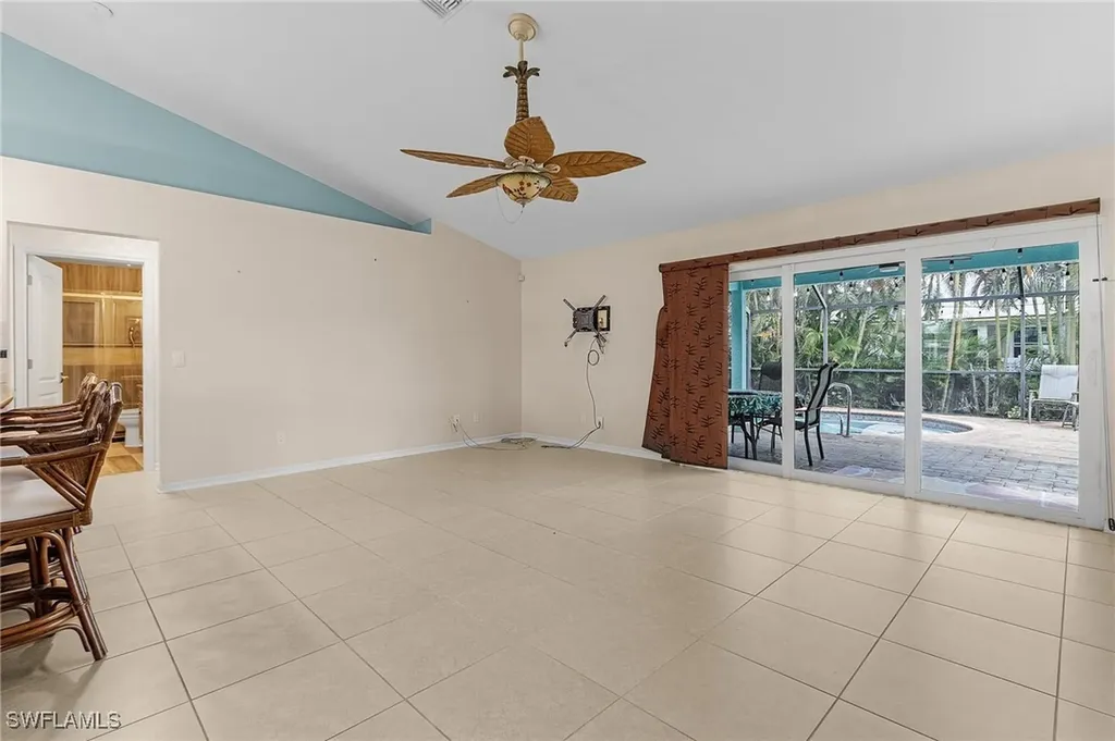 4205 NE 23rd Place Cape Coral FL 33909