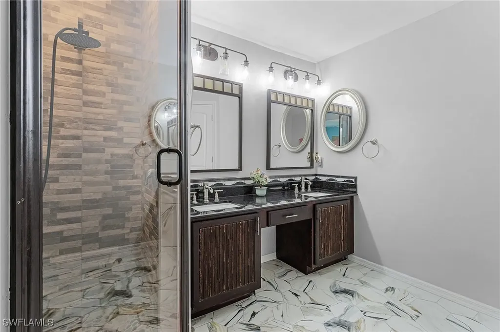 4205 NE 23rd Place Cape Coral FL 33909