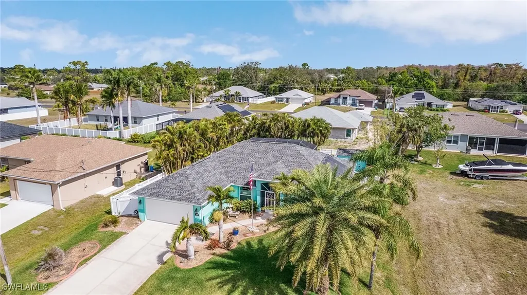 4205 NE 23rd Place Cape Coral FL 33909