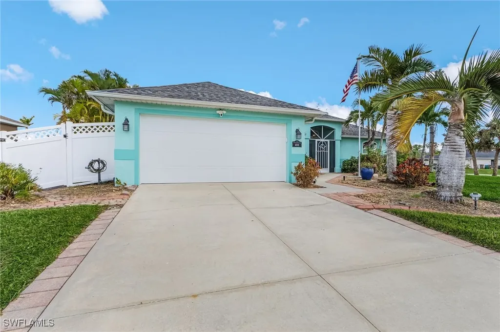 4205 NE 23rd Place Cape Coral FL 33909