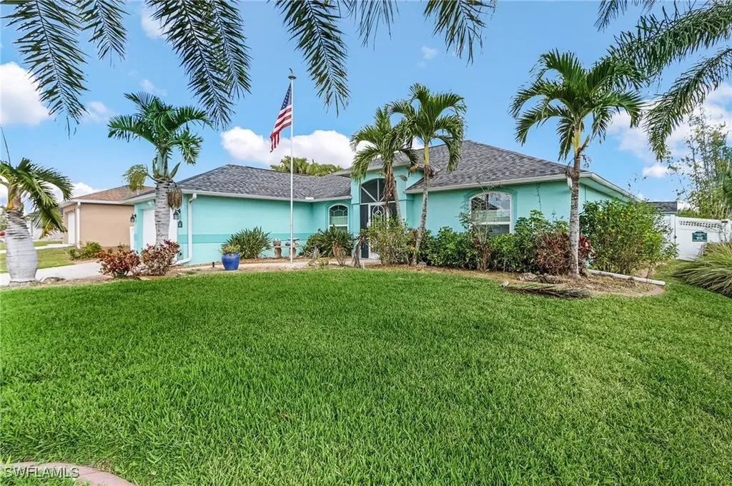 4205 NE 23rd Place Cape Coral FL 33909