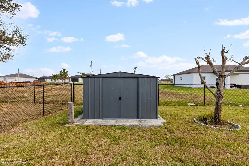 2127 NW 17th Avenue Cape Coral FL 33993