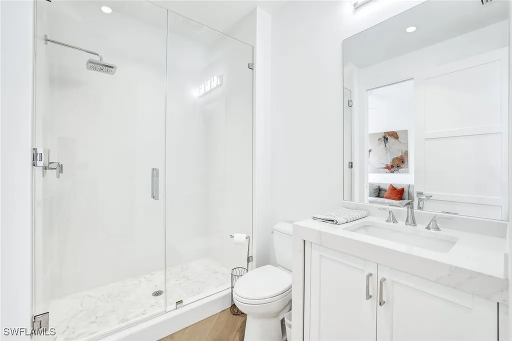 850 Central Avenue Naples FL 34102