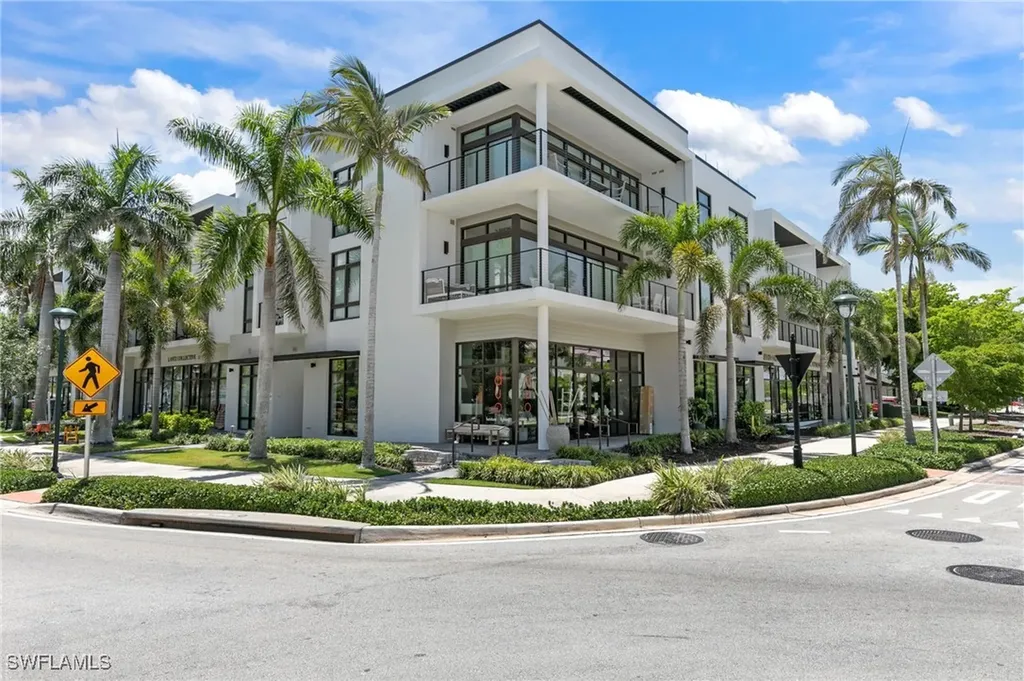 850 Central Avenue Naples FL 34102