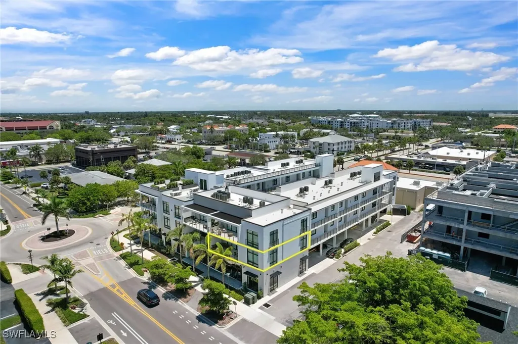 850 Central Avenue Naples FL 34102