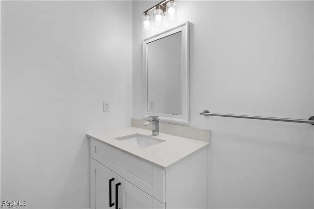 3903 29th Street SW Lehigh Acres FL 33976