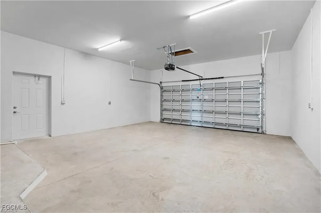 3903 29th Street SW Lehigh Acres FL 33976
