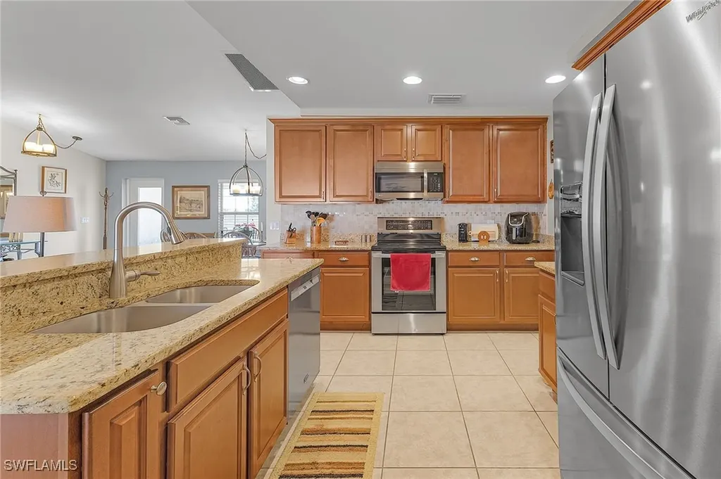 2931 NW 13th Street Cape Coral FL 33993