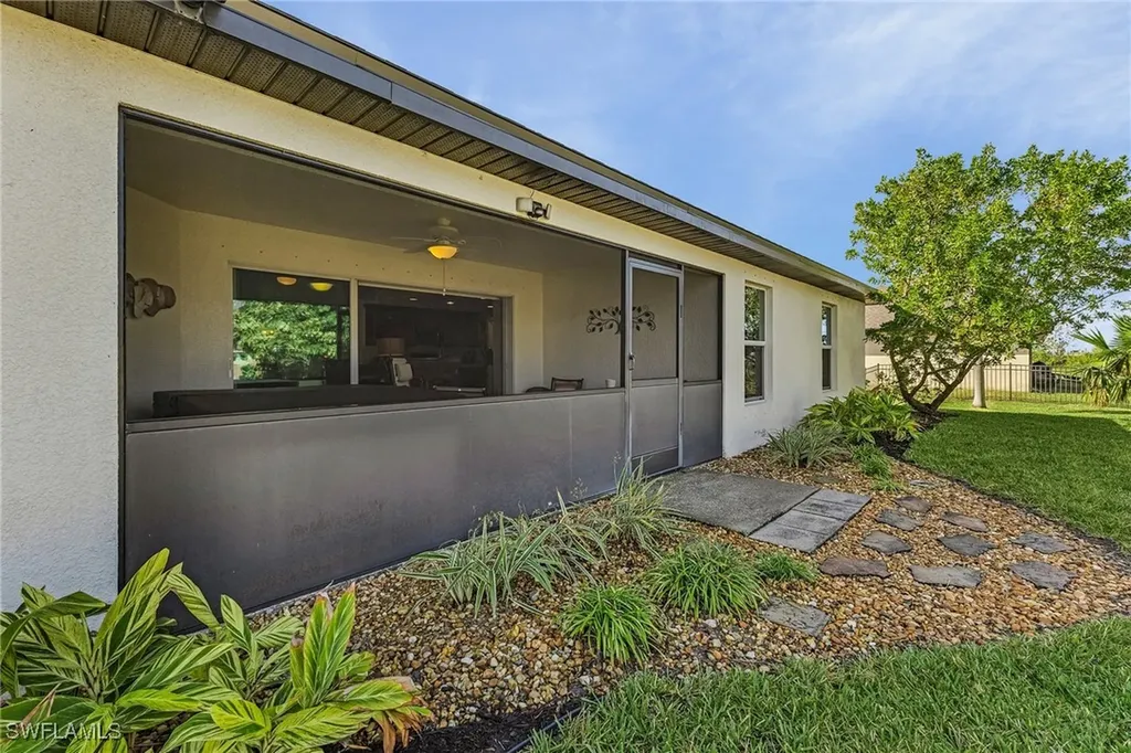 2931 NW 13th Street Cape Coral FL 33993