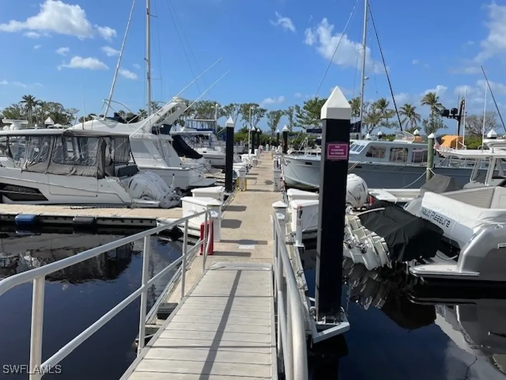 48' Boat Slip At Gulf Harbour G-18 Fort Myers FL 33908