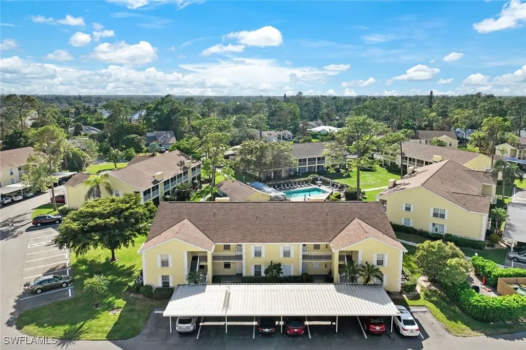 2606 Kings Lake Boulevard Naples FL 34112