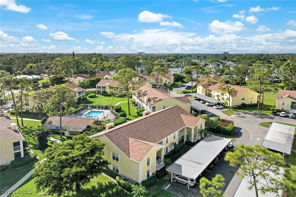 2606 Kings Lake Boulevard Naples FL 34112