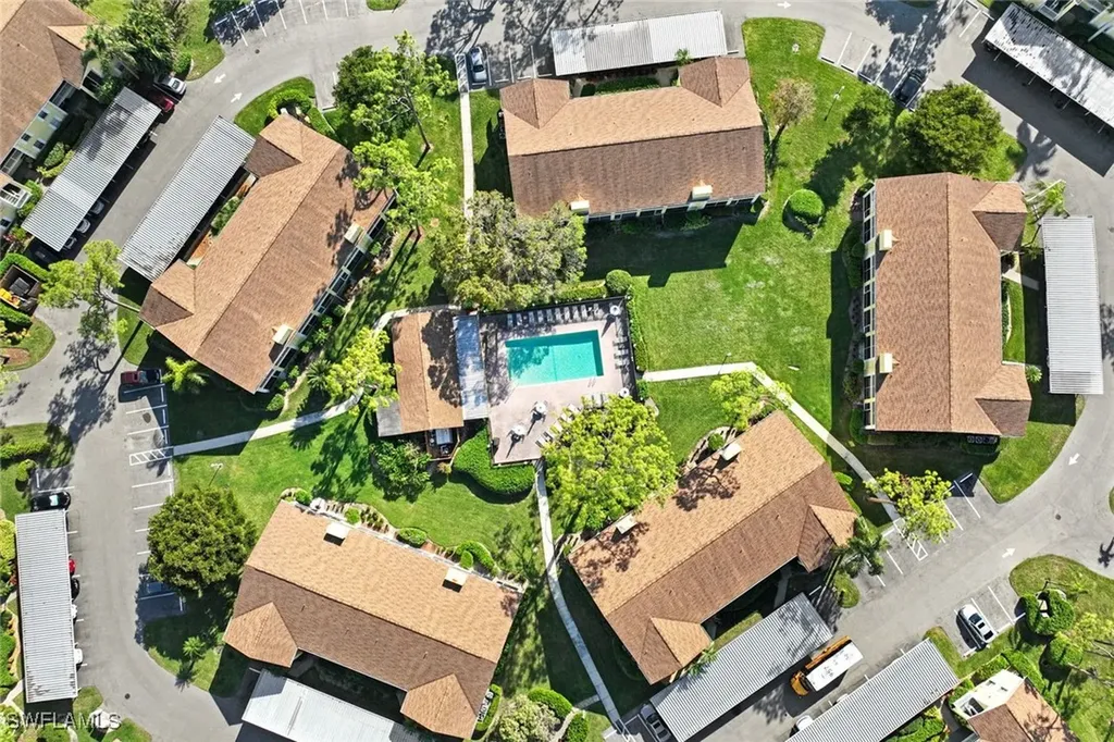 2606 Kings Lake Boulevard Naples FL 34112