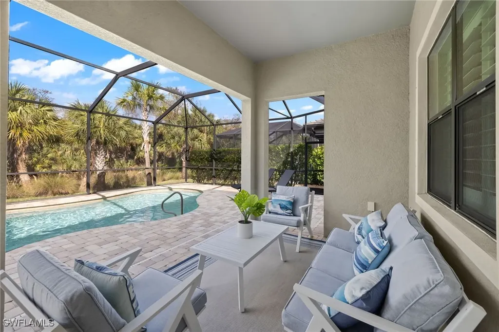 9387 Greyhawk Trail Naples FL 34120