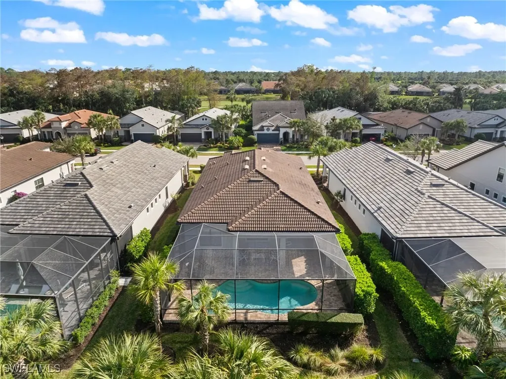 9387 Greyhawk Trail Naples FL 34120