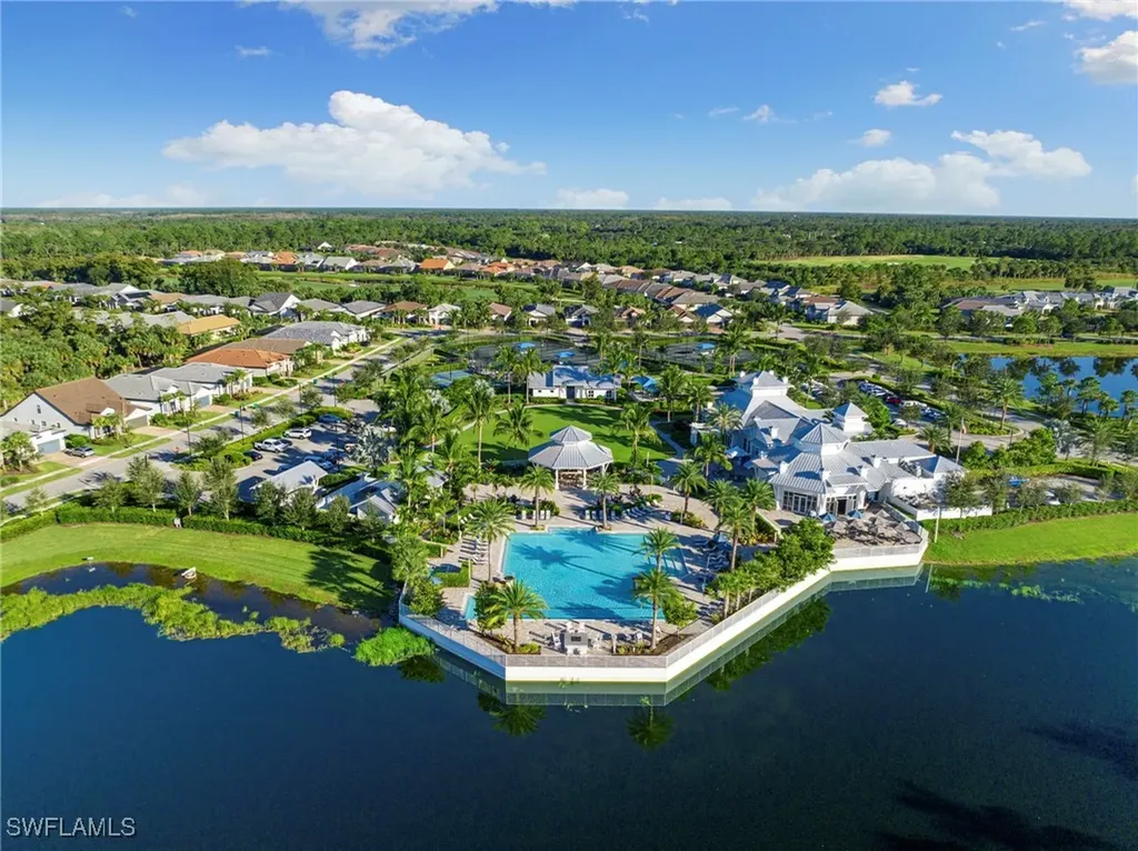 9387 Greyhawk Trail Naples FL 34120