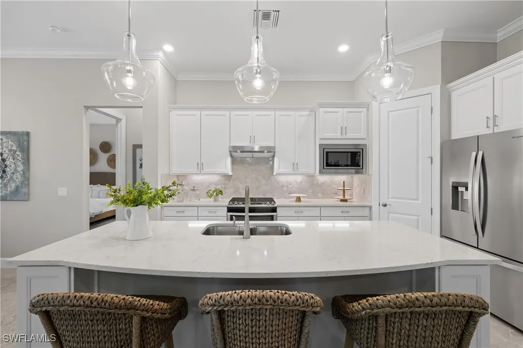 9387 Greyhawk Trail Naples FL 34120