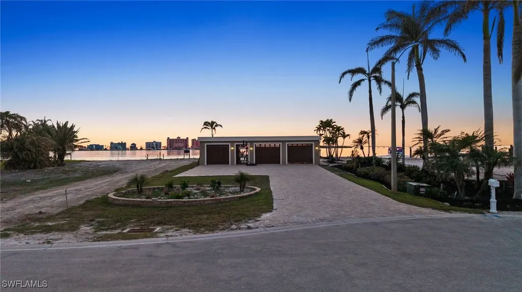 908 San Carlos Drive Fort Myers Beach FL 33931