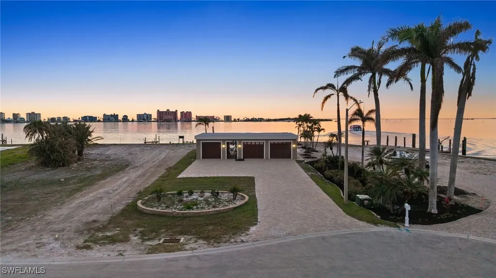 908 San Carlos Drive Fort Myers Beach FL 33931