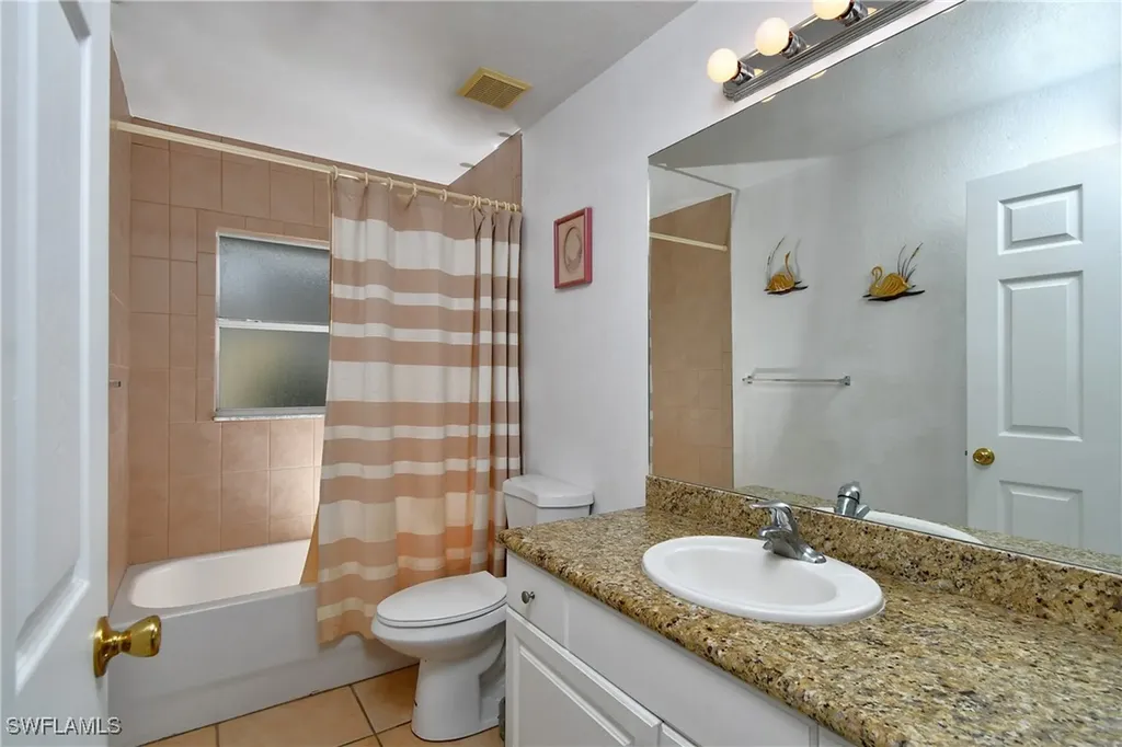 2 E Greens Circle Lehigh Acres FL 33936