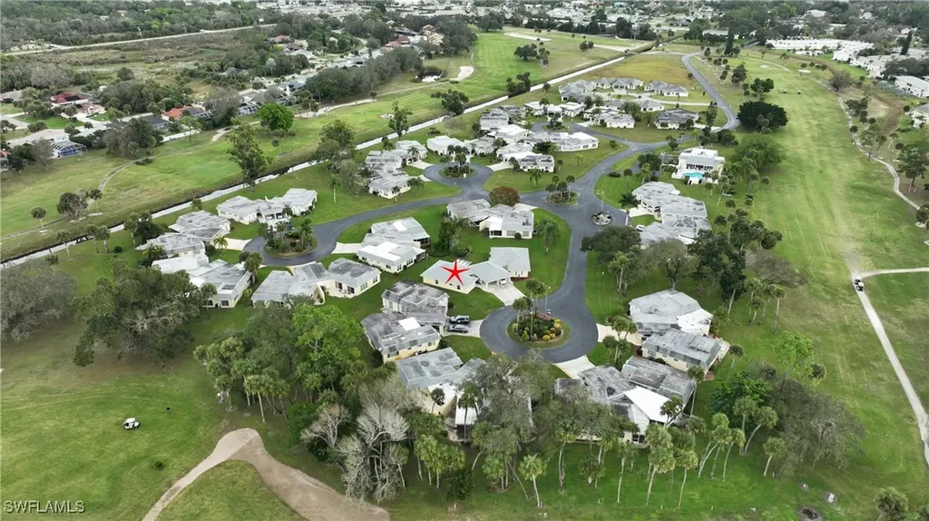 2 E Greens Circle Lehigh Acres FL 33936