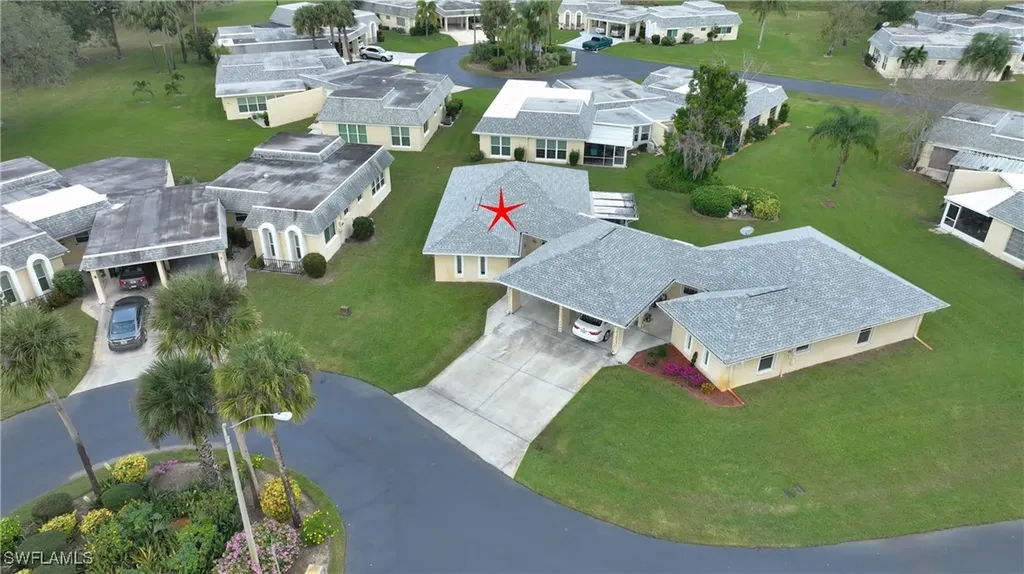2 E Greens Circle Lehigh Acres FL 33936