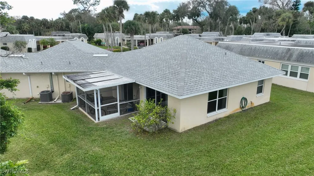 2 E Greens Circle Lehigh Acres FL 33936