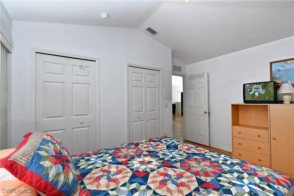 2 E Greens Circle Lehigh Acres FL 33936